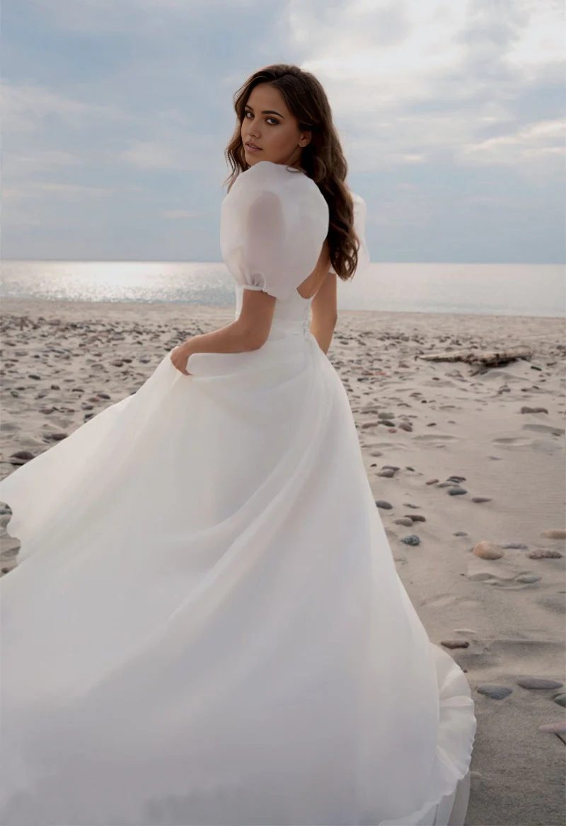 Wholesa A-Line Square Neck Short Sleeves Wedding Dresses with Train